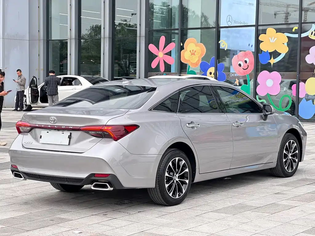 TOYOTA ASIAN DRAGON
