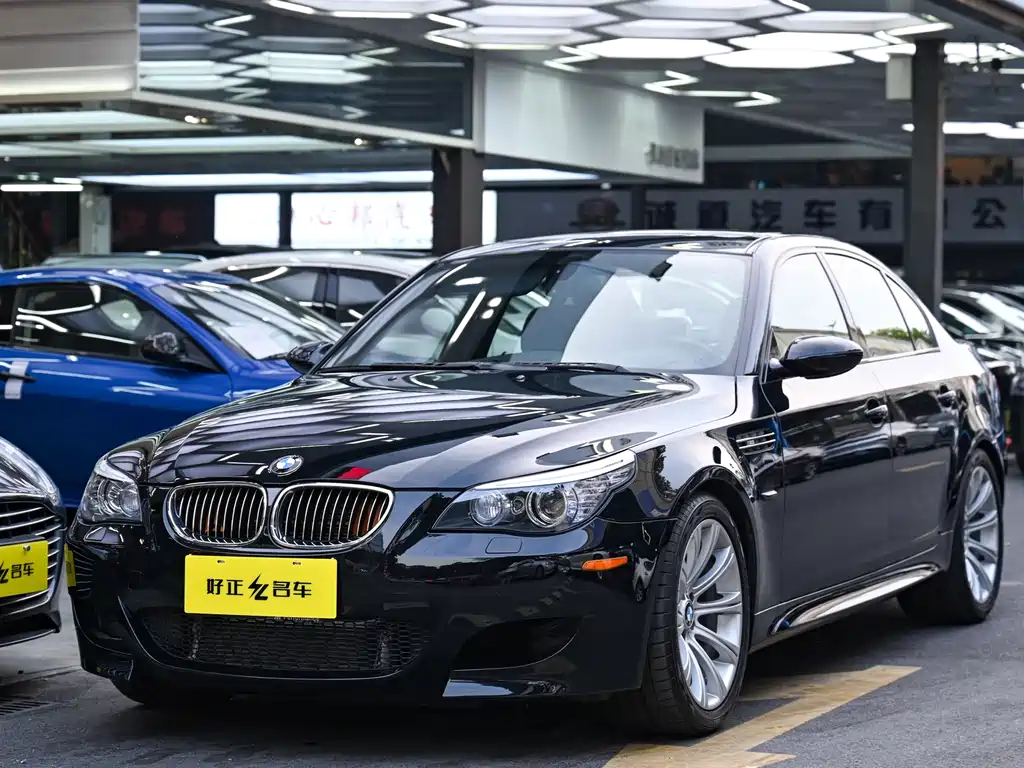 BMW M5 2008