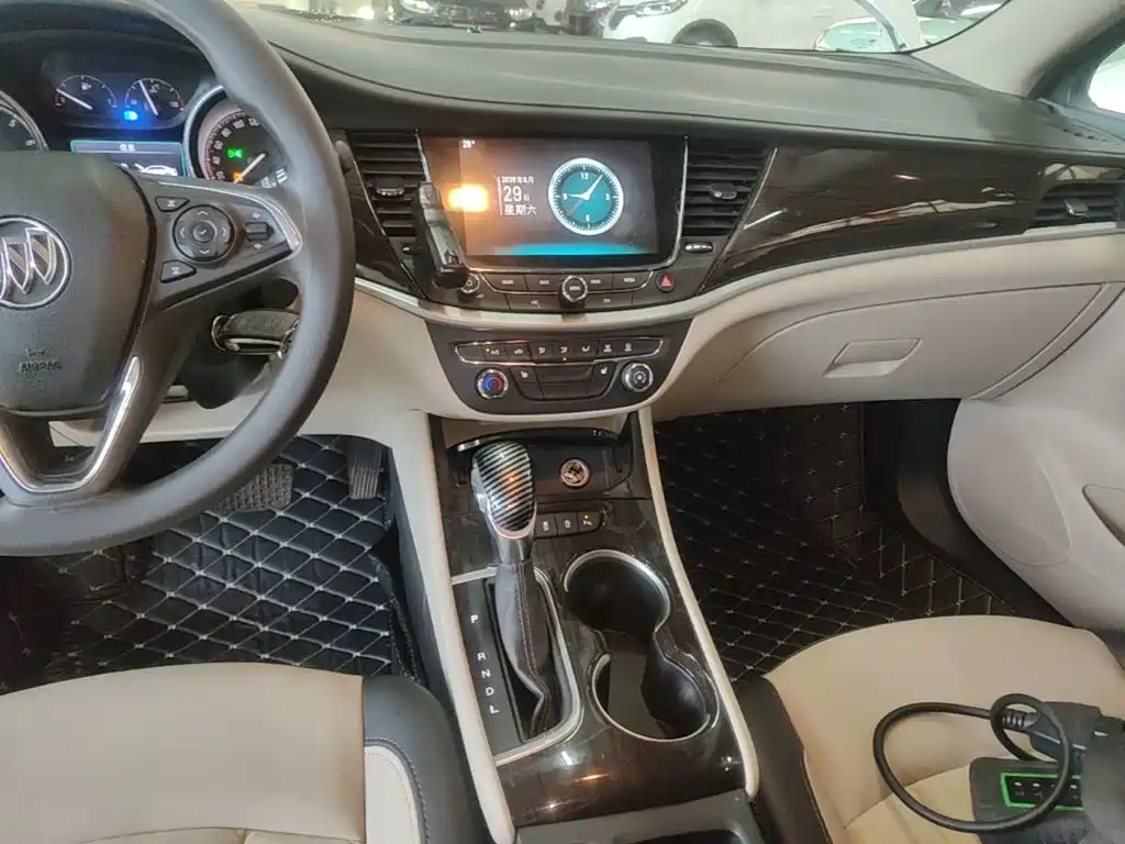 Buick Verano — миниатюра 13