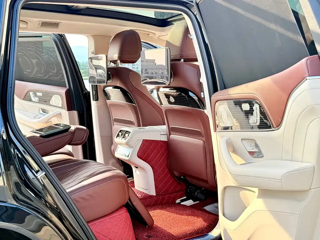 Mercedes-Benz GLS — миниатюра 7