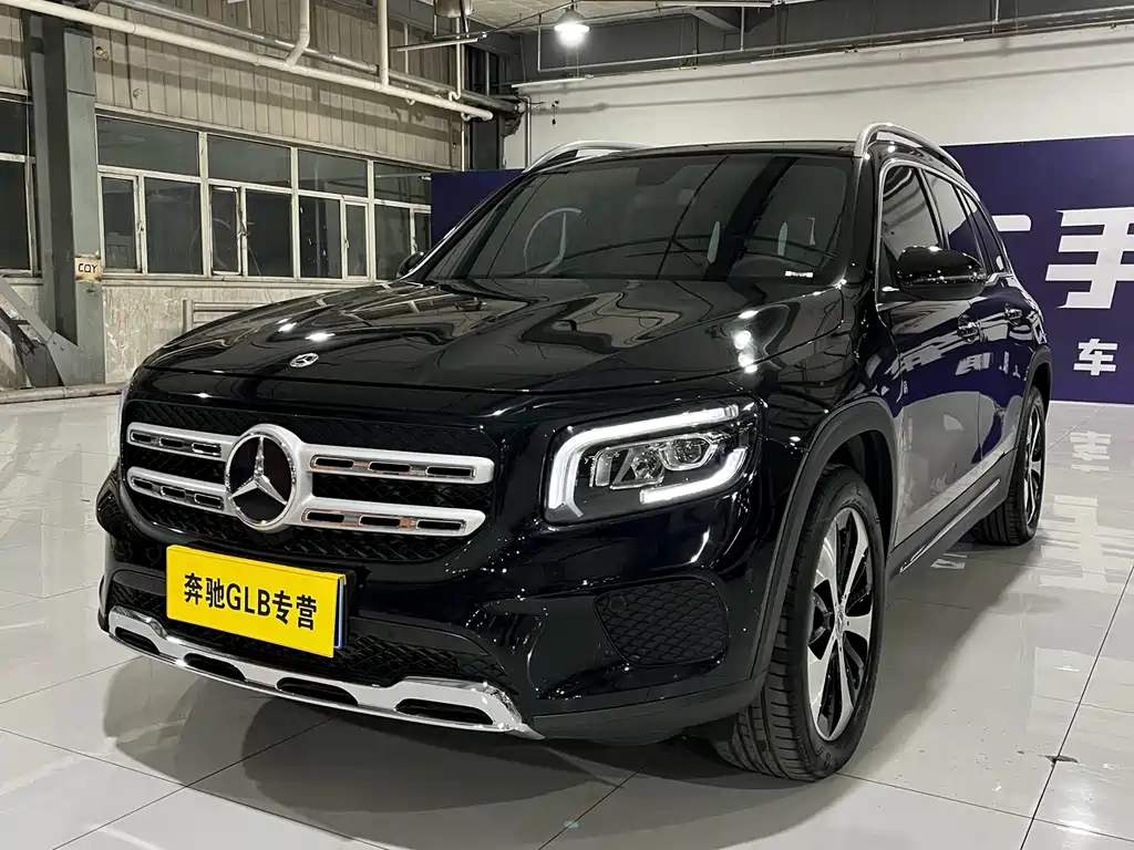 Mercedes-Benz GLB — миниатюра 2