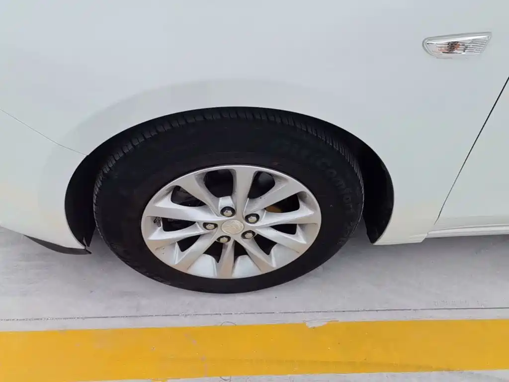 Buick Excelle — миниатюра 23