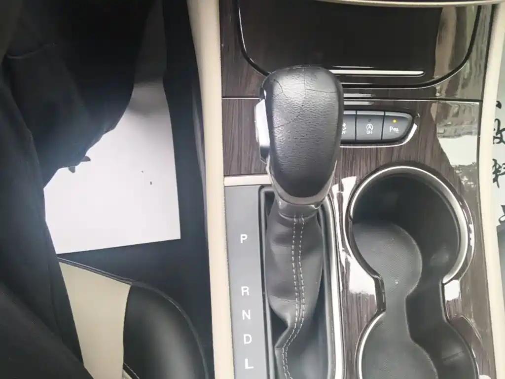 Buick Verano — миниатюра 14