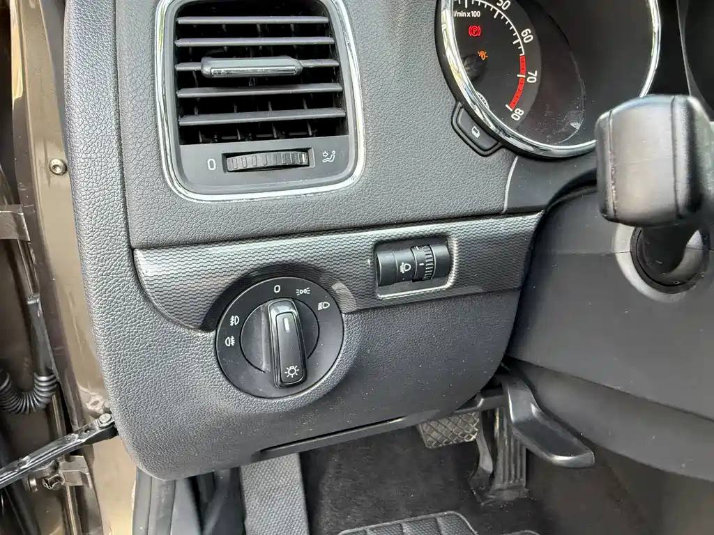 Skoda Yeti — миниатюра 20