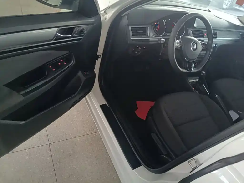 Volkswagen Bora — миниатюра 16