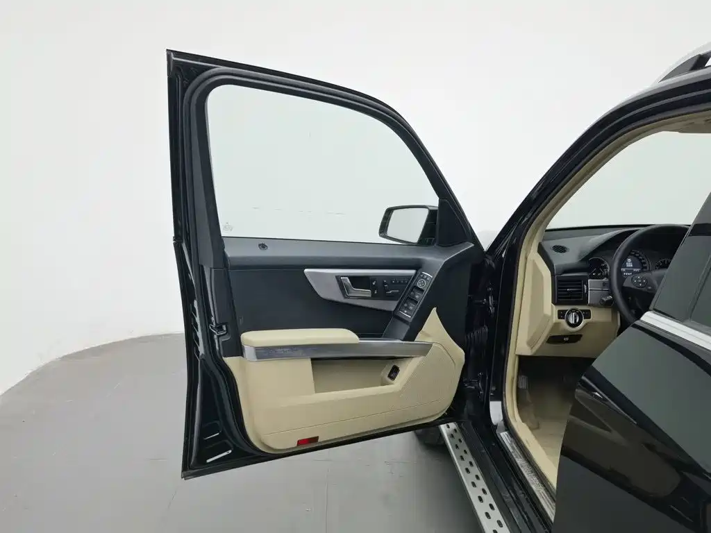 Mercedes-Benz GLK-Class — миниатюра 8