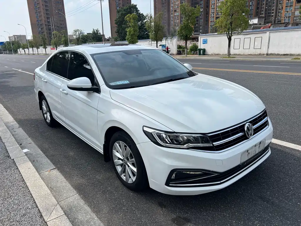 Volkswagen Bora — миниатюра 3