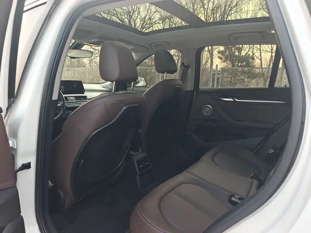 BMW X1 — миниатюра 13