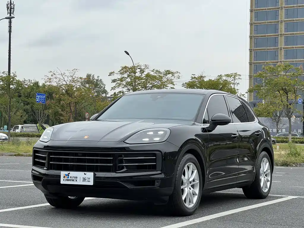 PORSCHE CAYENNE