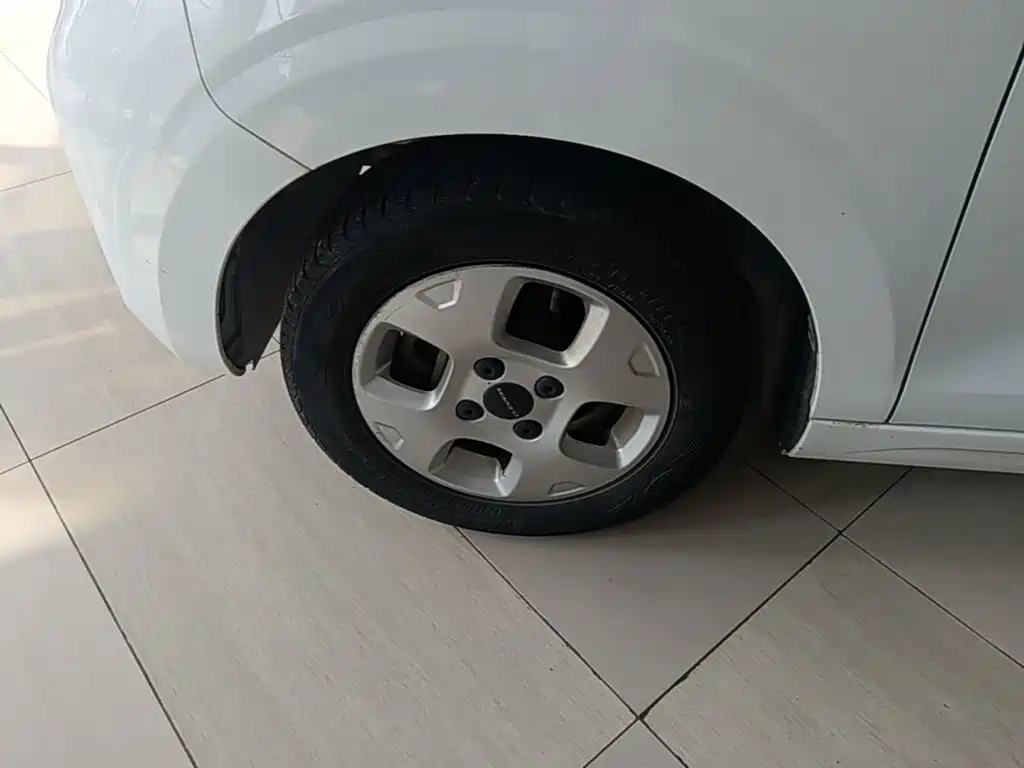 Roewe Clever — миниатюра 23