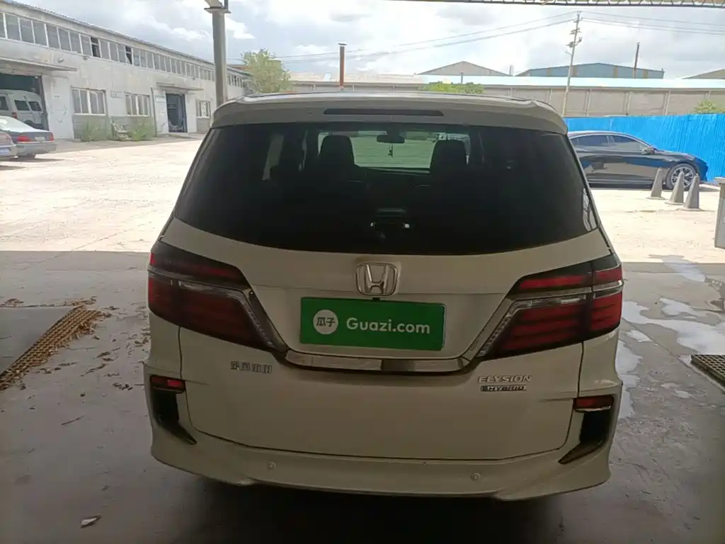 Honda Elysion — миниатюра 6
