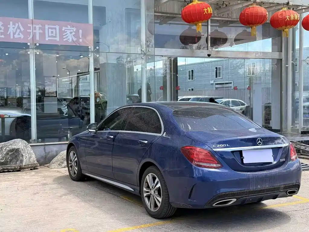 Mercedes-Benz C-Class — миниатюра 12