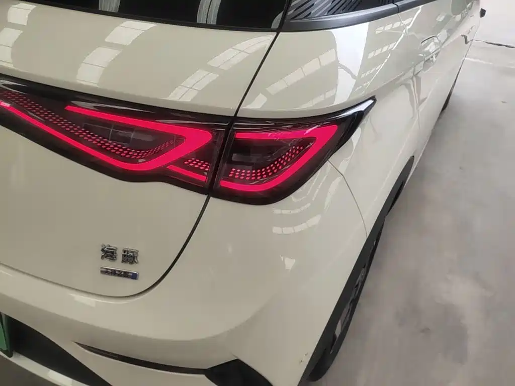 BYD Dolphin — миниатюра 8