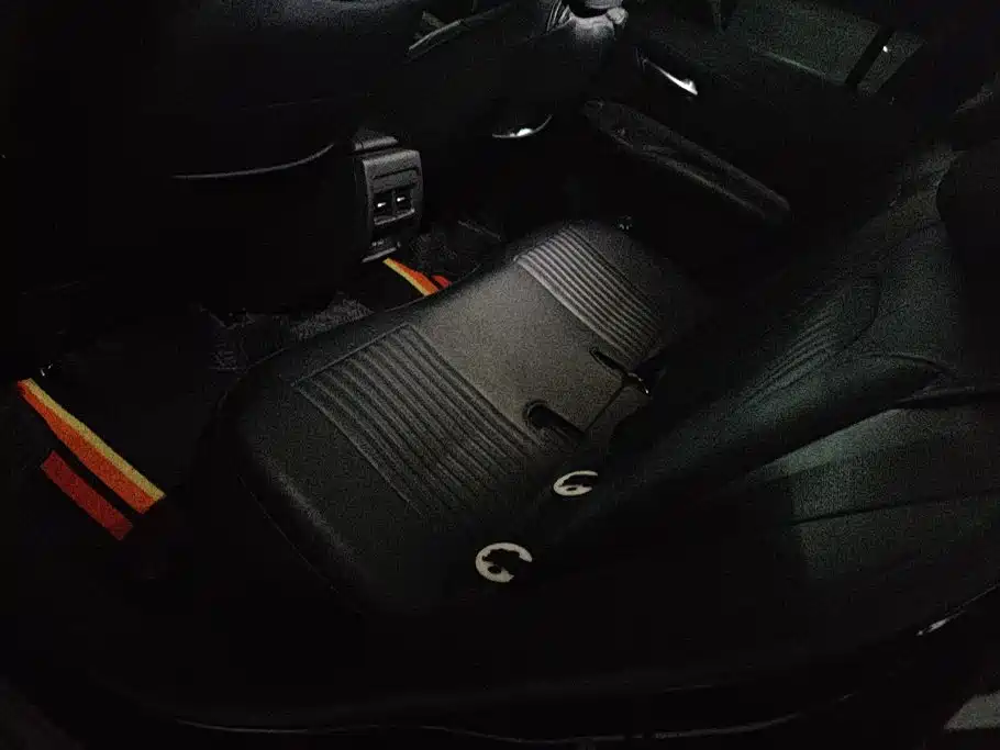 Cadillac XT4 — миниатюра 11
