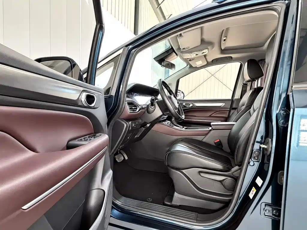 GAC Motor Trumpchi M6 — миниатюра 20