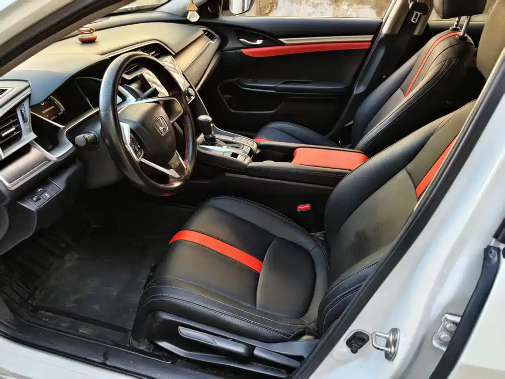 Honda Civic — миниатюра 8