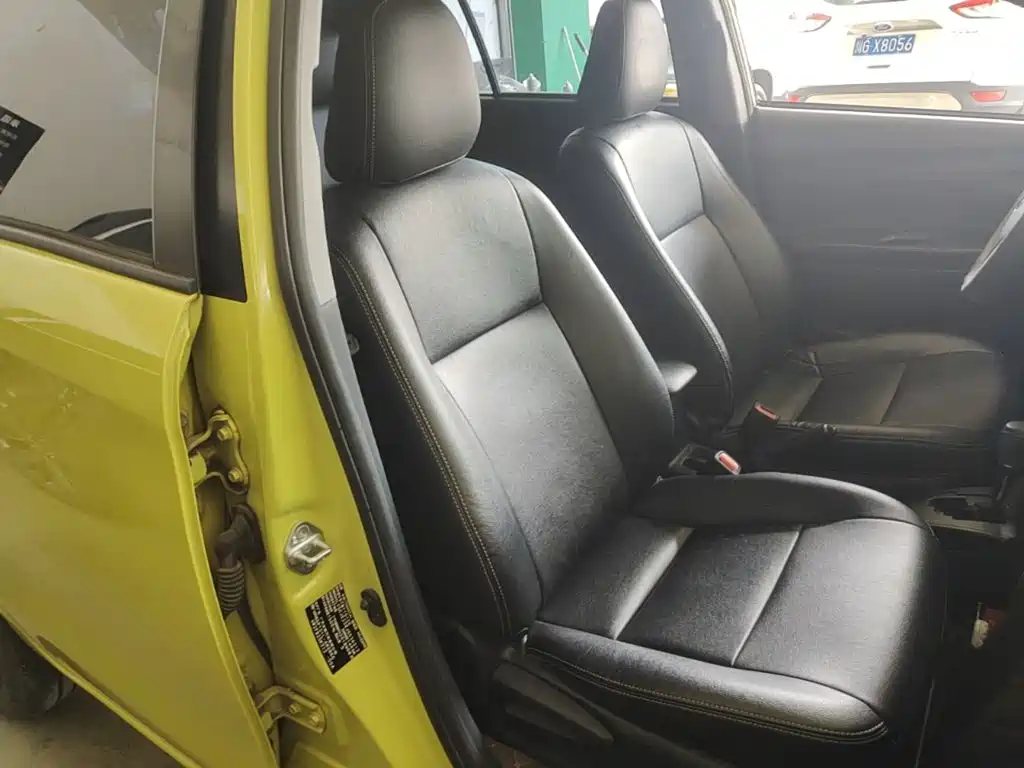 Toyota Yaris L — миниатюра 20