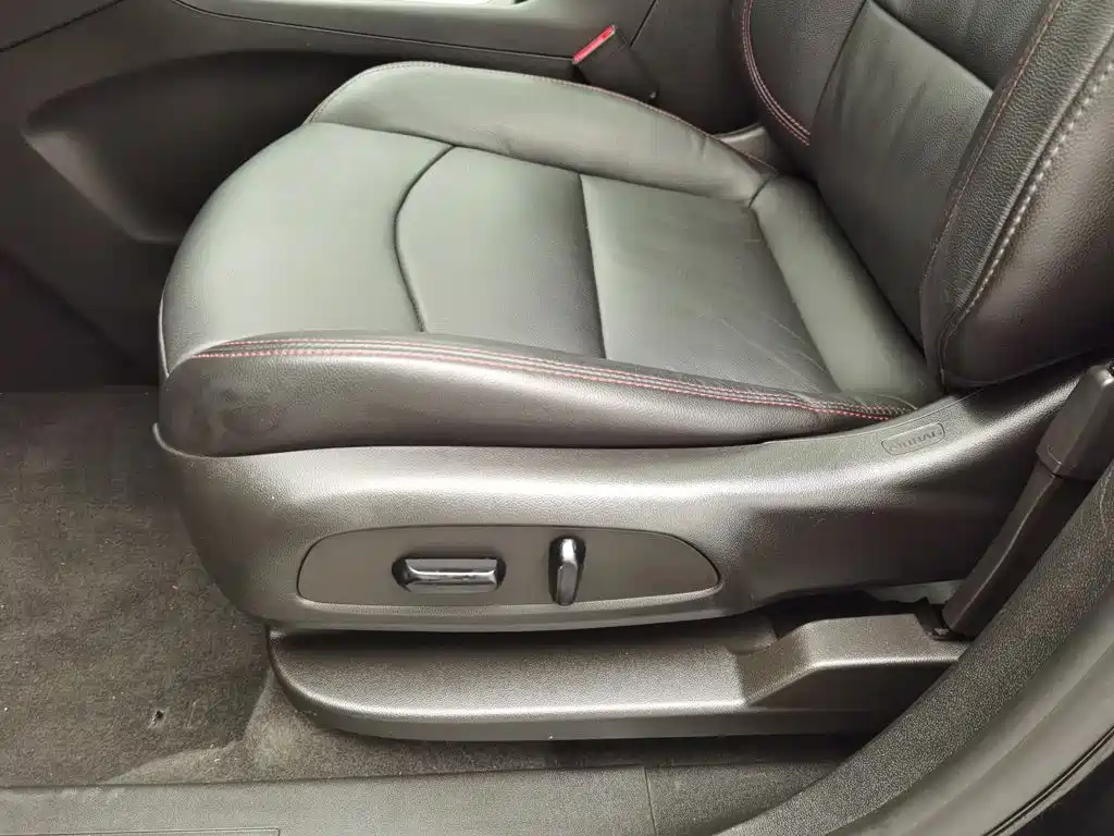 Chevrolet Equinox — миниатюра 20