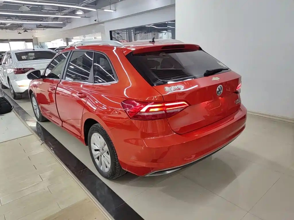 Volkswagen Lavida — миниатюра 5