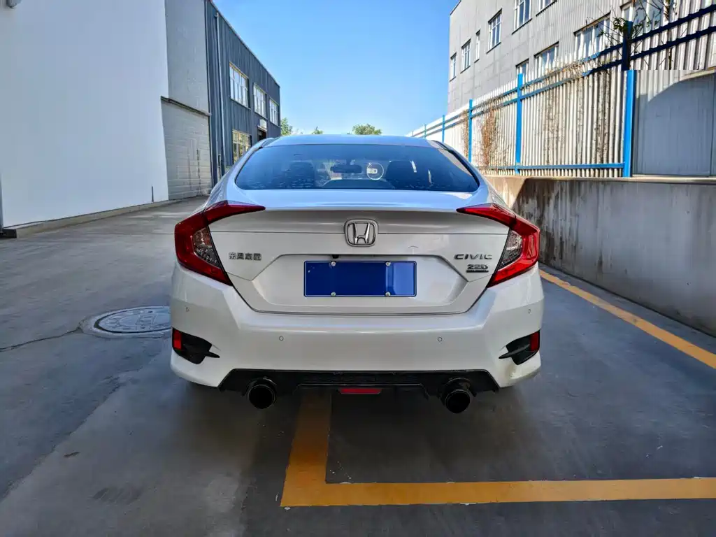 Honda Civic — миниатюра 5