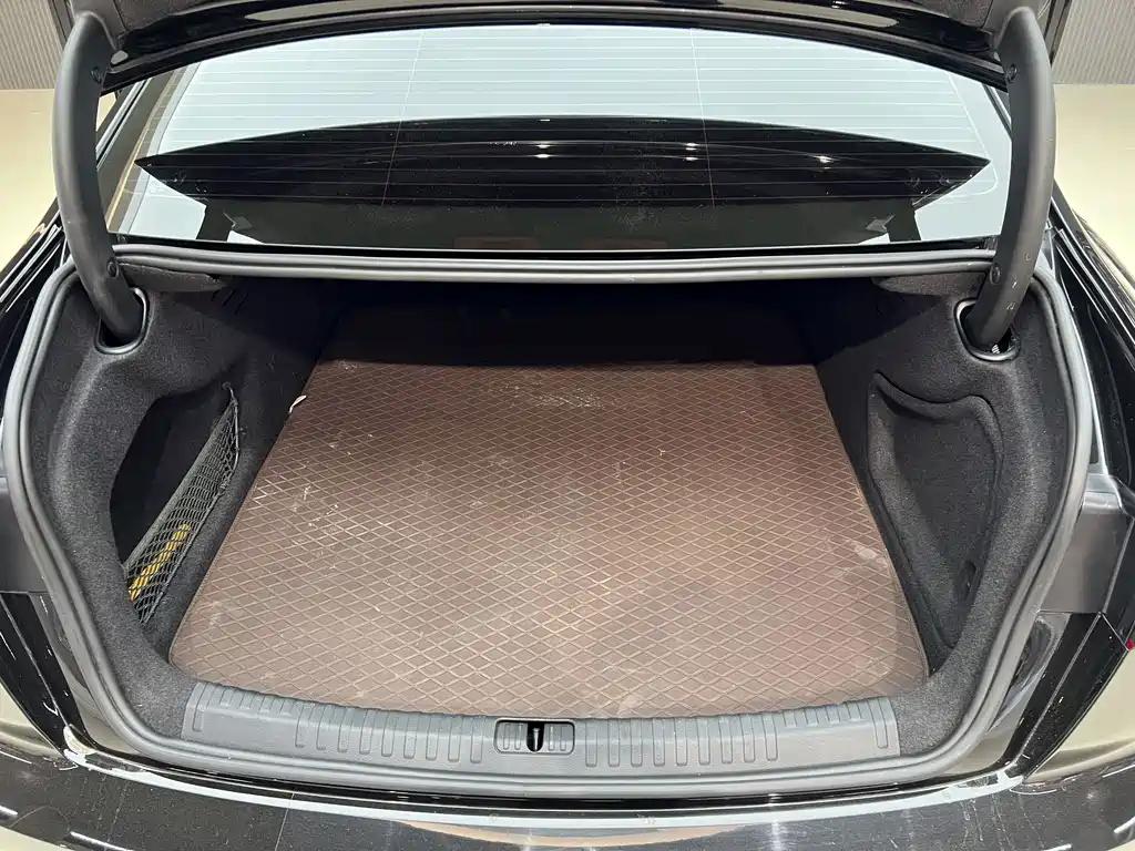 Audi A6L — миниатюра 19