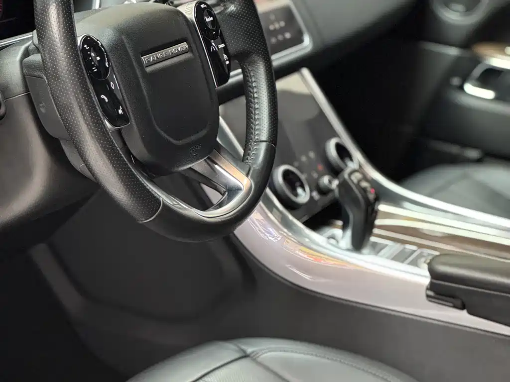 LAND ROVER RANGE ROVER SPORT NEW ENERGY