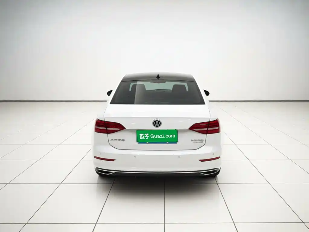 Volkswagen Lavida — миниатюра 3