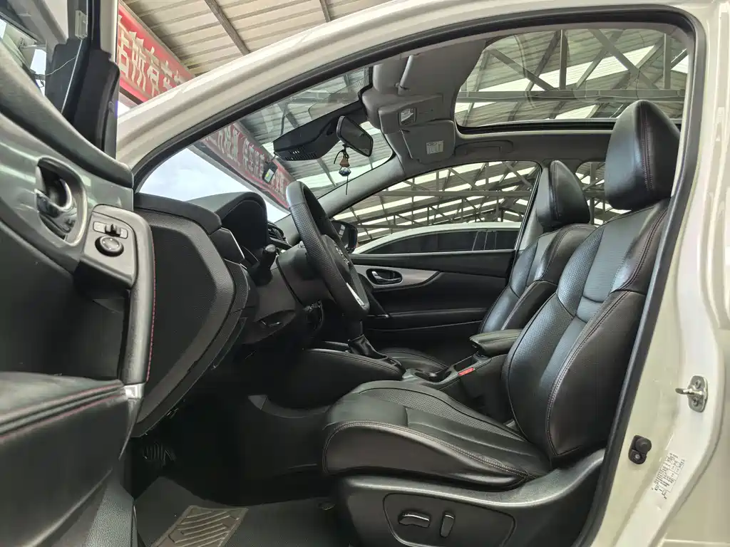 Nissan Qashqai — миниатюра 4