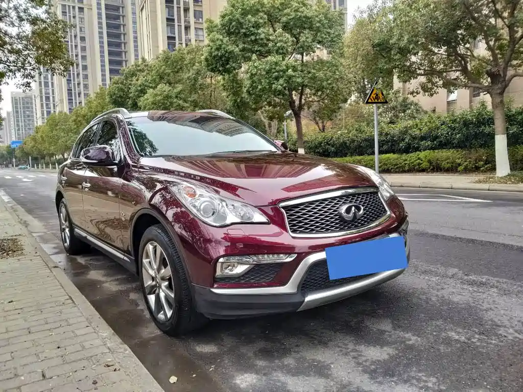 INFINITI QX50