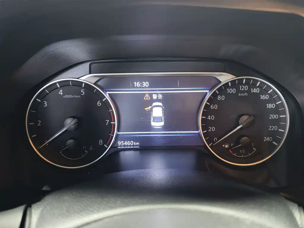 Nissan Teana — миниатюра 6