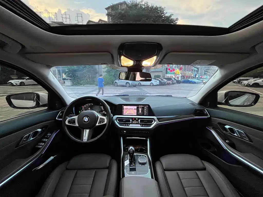 BMW 3 Series — миниатюра 5