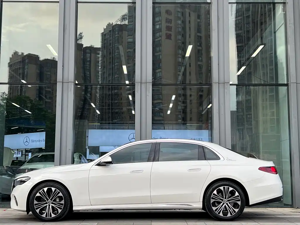 Mercedes-Benz E-Class E 2025 E 300 L Luxury