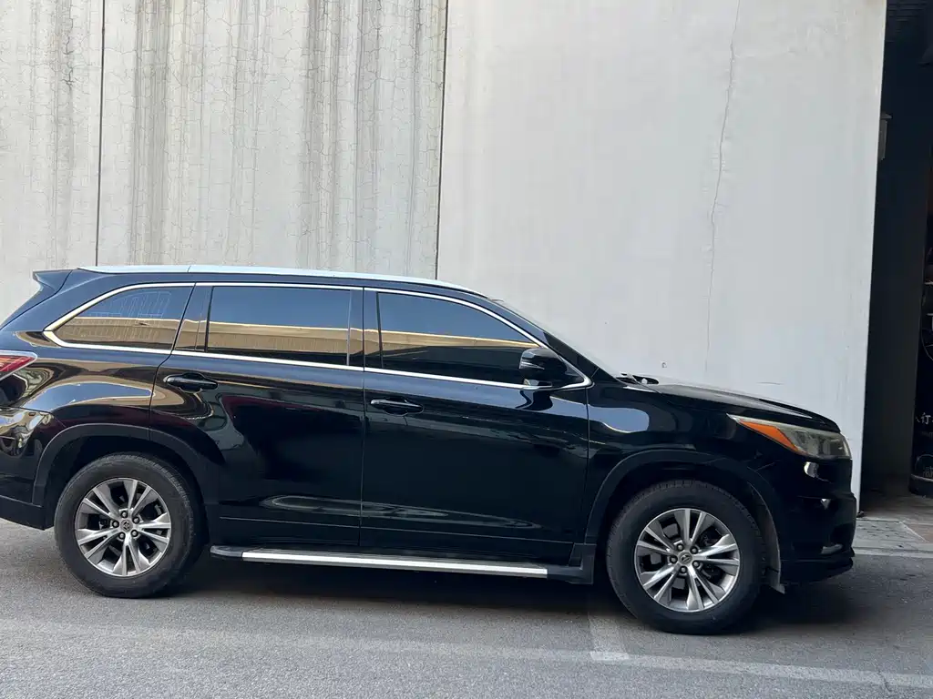 Toyota Highlander — миниатюра 4