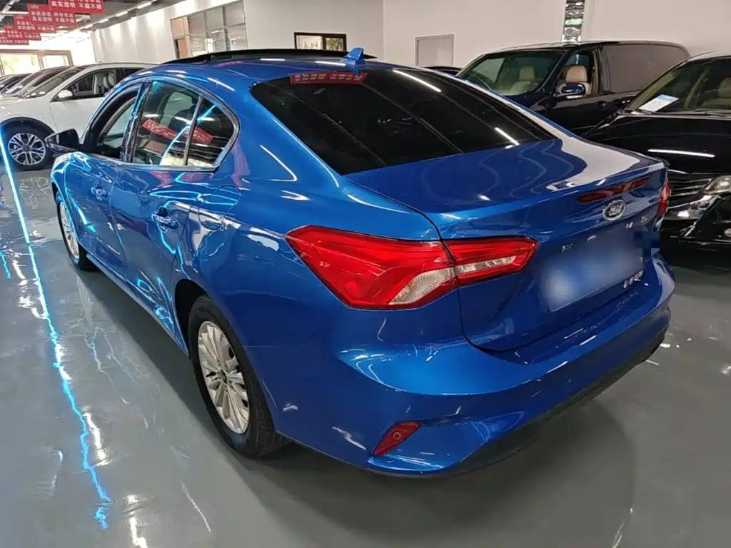 Ford Focus — миниатюра 5