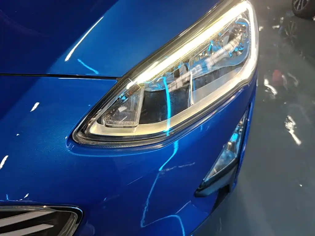 Ford Focus — миниатюра 24