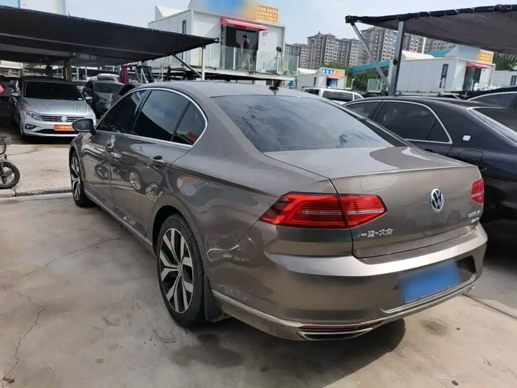 Volkswagen Magotan — миниатюра 5