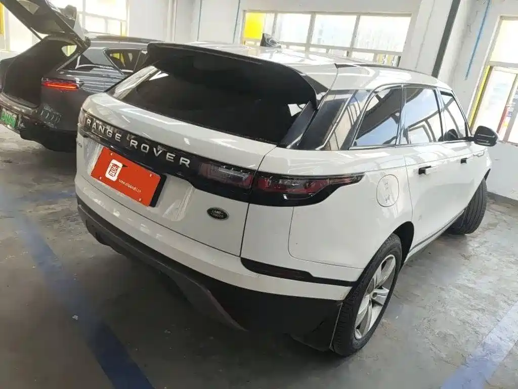 Land Rover Velar — миниатюра 6