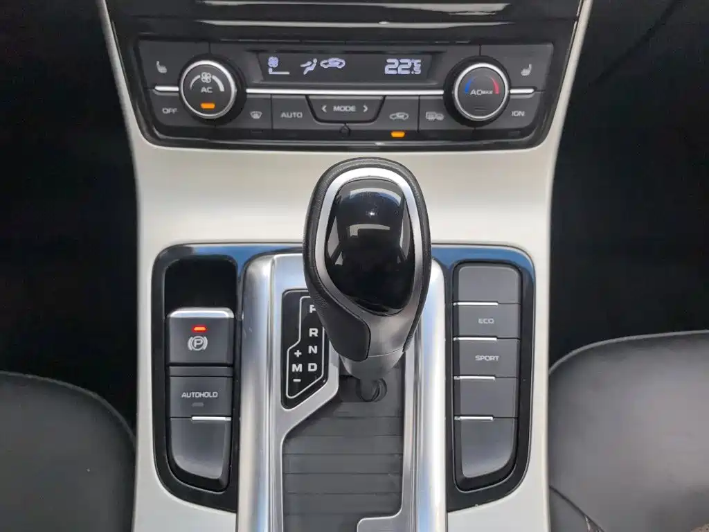Geely Emgrand GL — миниатюра 13