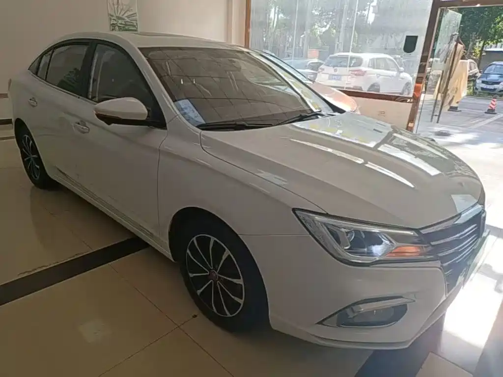 Roewe i5 — миниатюра 4