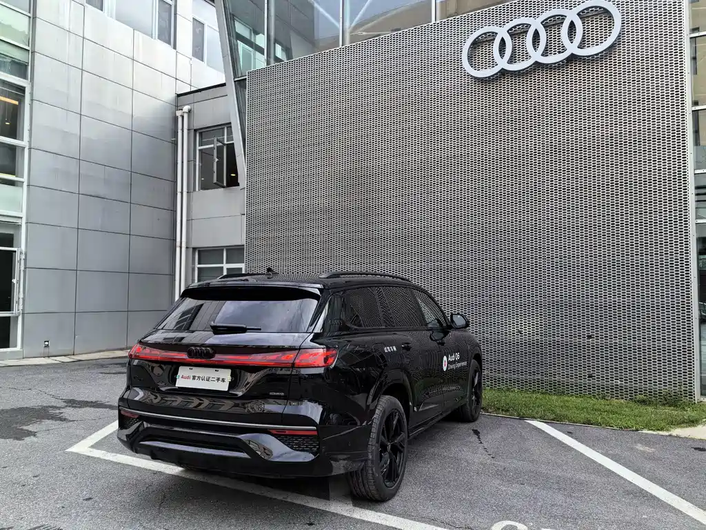 Audi Q6 — миниатюра 8
