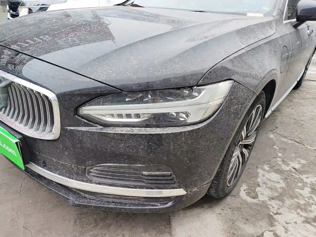 Volvo S90 PHEV — миниатюра 24