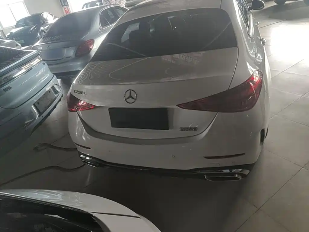 Mercedes-Benz C-Class — миниатюра 6