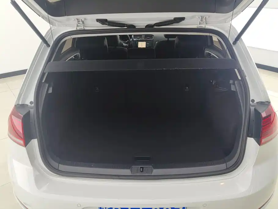 Volkswagen Golf — миниатюра 4