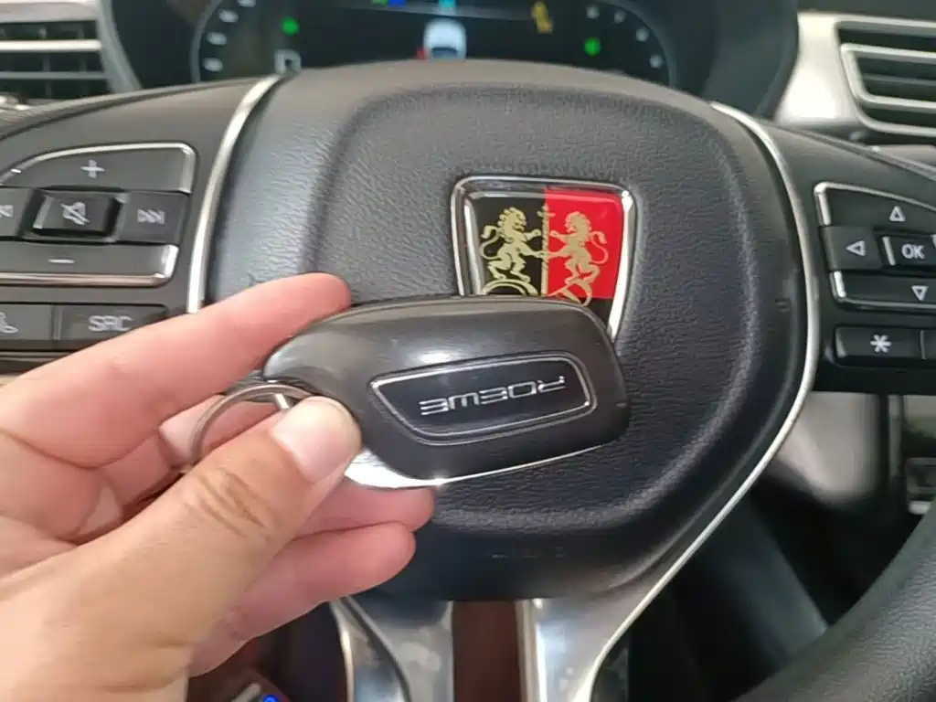 Roewe i5 — миниатюра 9