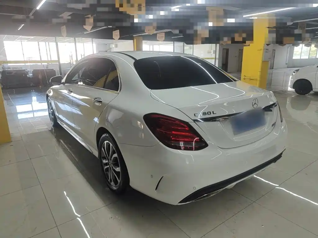 Mercedes-Benz C-Class — миниатюра 5
