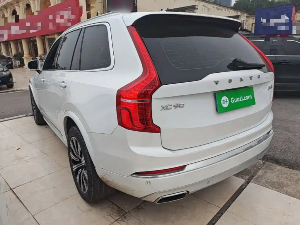 Volvo XC90 — миниатюра 5