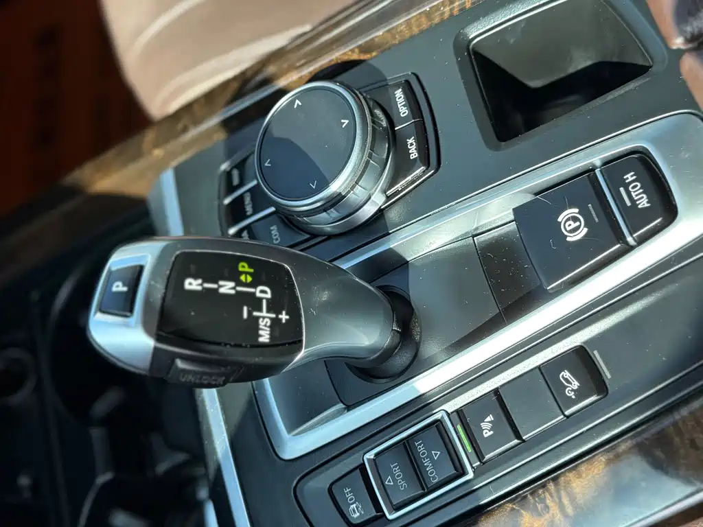 BMW X5 (Import) — миниатюра 12