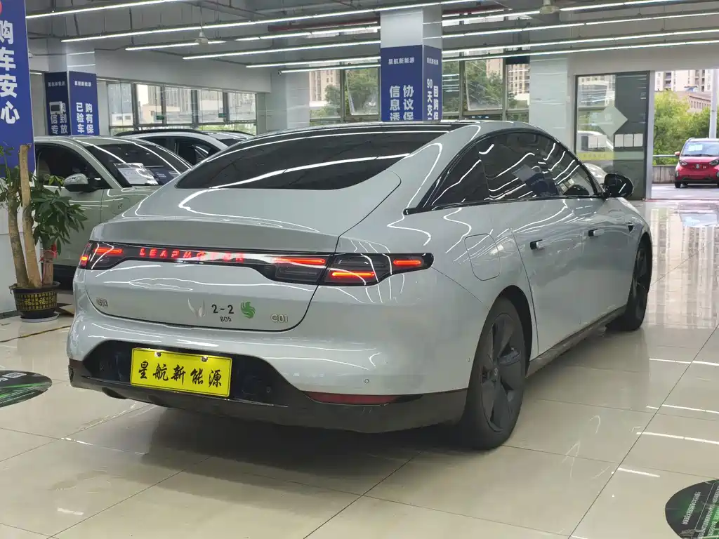 Leapmotor Leapmotor C01 — миниатюра 5