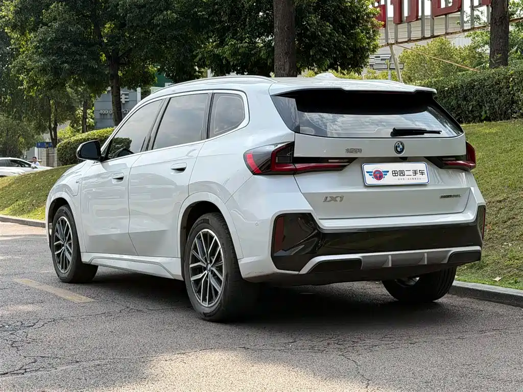 BMW iX1 2023 eDrive25L M Sport