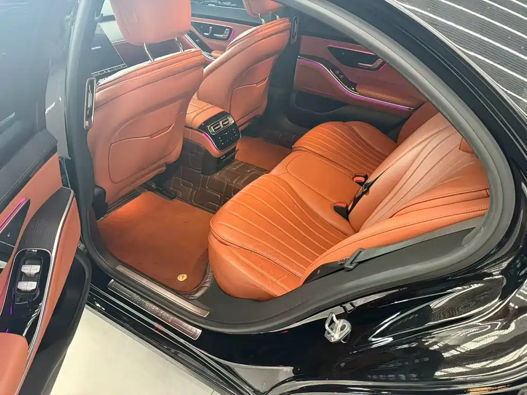 Mercedes-Benz S-Class — миниатюра 7